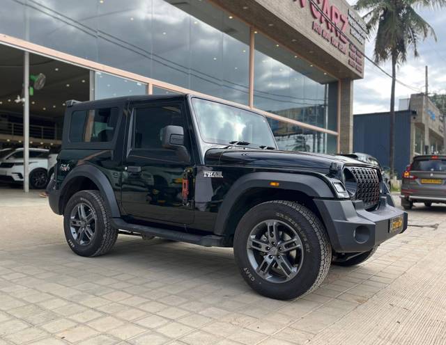 https://images10.gaadi.com/usedcar_image/4591591/original/processed_dd8fdb73b77889e70ab02f50c84238fa.jpg?imwidth=6400