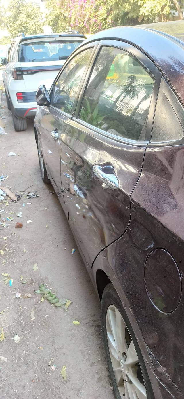 https://images10.gaadi.com/usedcar_image/4591594/original/4ff4da11df17eb6f2d7eeeee296f07bd.jpg?imwidth=6402