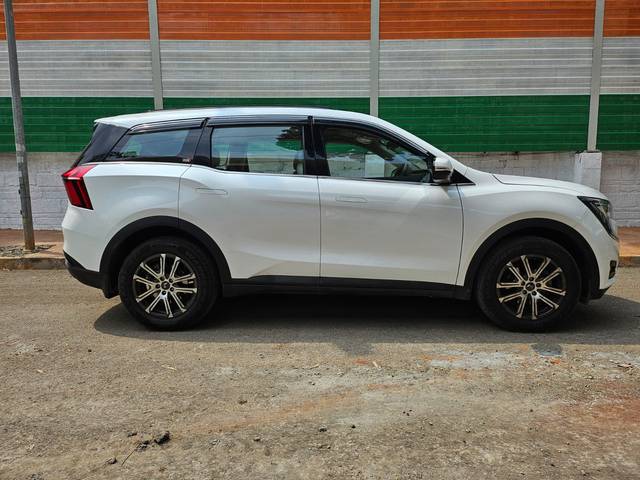 https://images10.gaadi.com/usedcar_image/4591602/original/4bb4d0a0313b4bc346c34ffbd2a01ac6.jpg?imwidth=6401