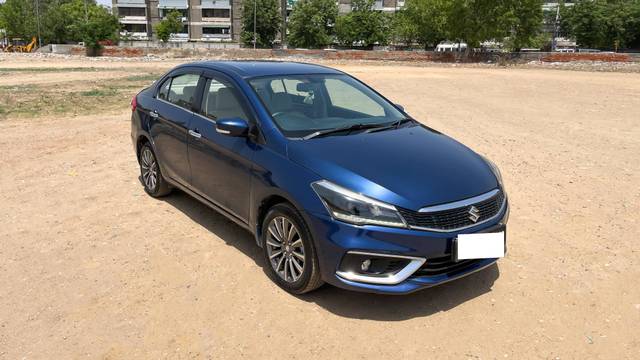 https://images10.gaadi.com/usedcar_image/4591624/original/processed_b45810db79b04e3b9a1d67d51cfae02e.JPG?imwidth=6400