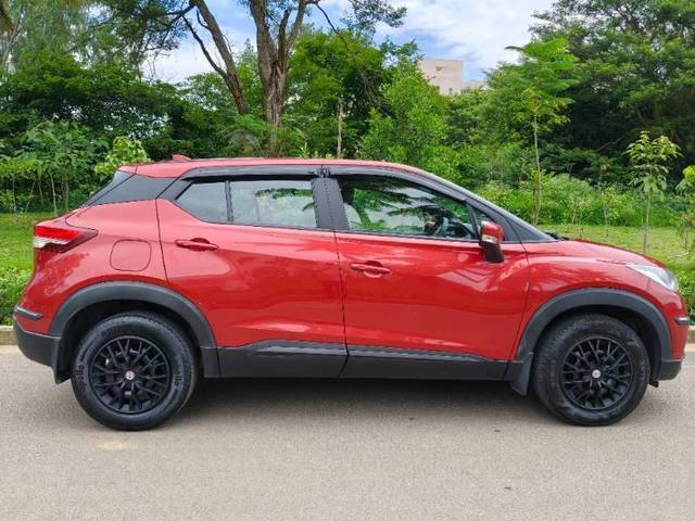 https://images10.gaadi.com/usedcar_image/4591632/original/processed_17539b24-97eb-4374-8128-4b260b980b7f.jpg?imwidth=6401