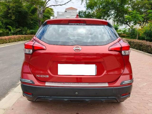 https://images10.gaadi.com/usedcar_image/4591632/original/processed_92f6bde0-b169-4c81-8a08-30b49d57a2e4.jpg?imwidth=6402