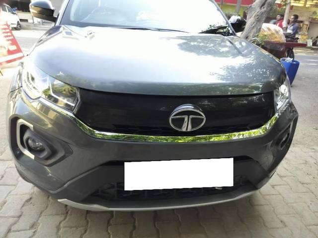 https://images10.gaadi.com/usedcar_image/4591656/original/processed_bffc5595-2297-493a-b744-b9141d6262a3.jpeg?imwidth=6402