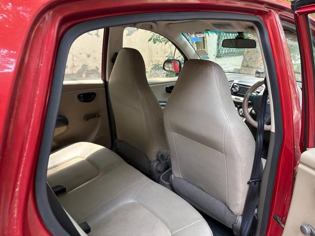 https://images10.gaadi.com/usedcar_image/4591667/original/d6211be6-5d3d-4dac-803d-9e5f9050105c.jpg?imwidth=6400