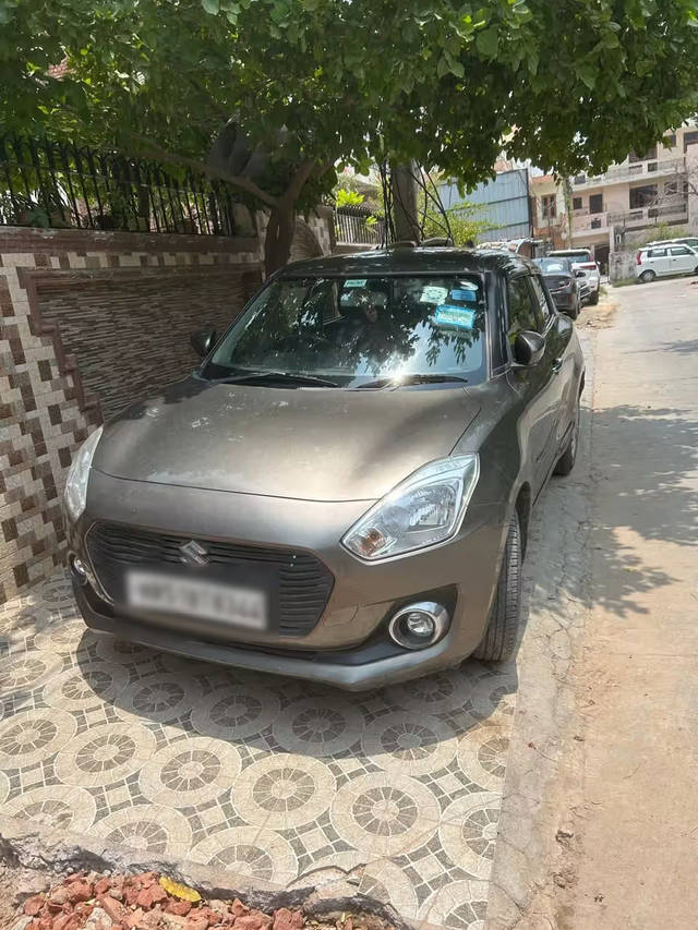 https://images10.gaadi.com/usedcar_image/4591682/original/286e5876-a1ae-421f-aa16-d3eeee97ceee.png?imwidth=6400