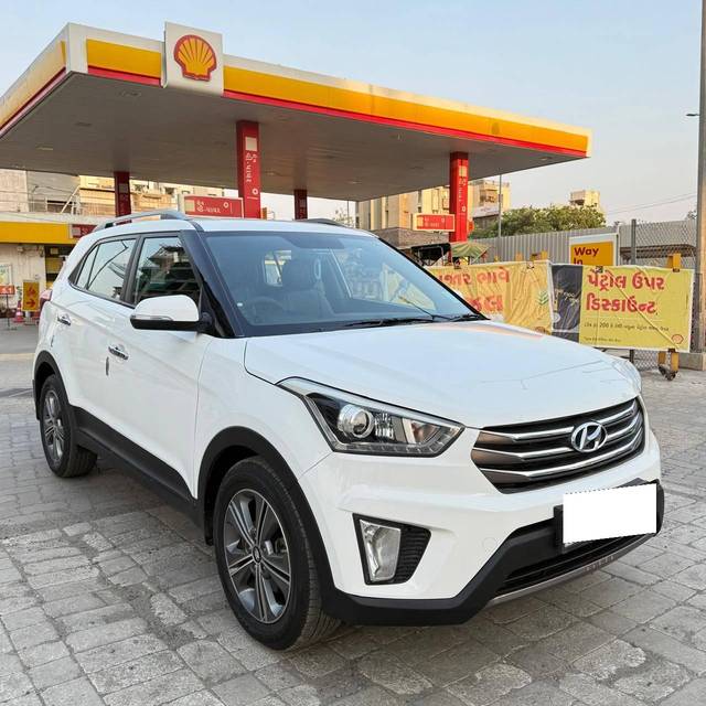 https://images10.gaadi.com/usedcar_image/4591799/original/processed_5c20719a61124a643bf95e91346b2d9d.jpg?imwidth=6400