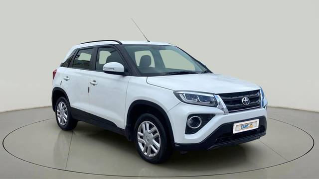 https://images10.gaadi.com/usedcar_image/4591852/original/03e410d8c5efe401a8ec26ff511e164e.jpg?imwidth=6400