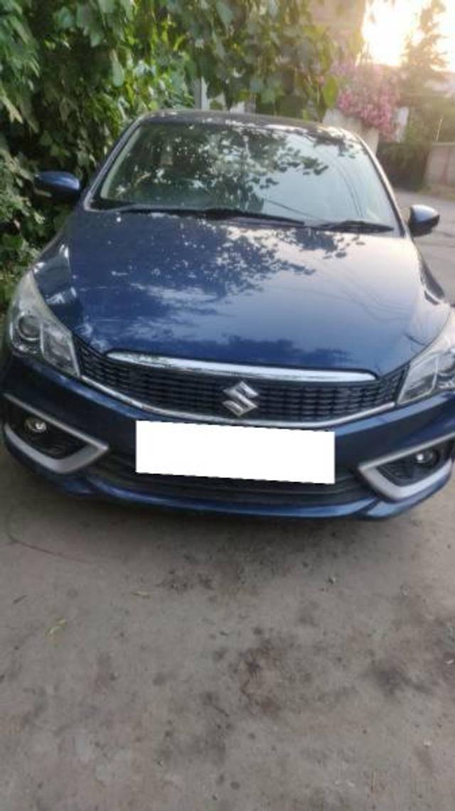 https://images10.gaadi.com/usedcar_image/4591932/original/processed_707f362e-91f0-4067-923a-9c02603c3ab7.jpg?imwidth=6402