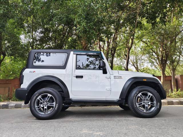 https://images10.gaadi.com/usedcar_image/4591937/original/processed_8a23ab31fbc50d20b0937ab5d336256c.jpg?imwidth=6401
