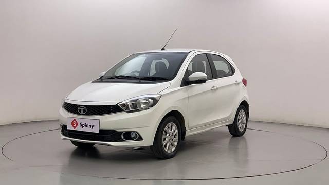 https://images10.gaadi.com/usedcar_image/4592004/original/1a11a011037523ebe41940d9d3352651.JPG?imwidth=6400