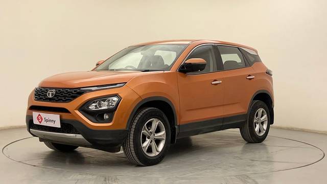 https://images10.gaadi.com/usedcar_image/4592046/original/ce9f3c9707952ad6b4f057b436402cef.JPG?imwidth=6400