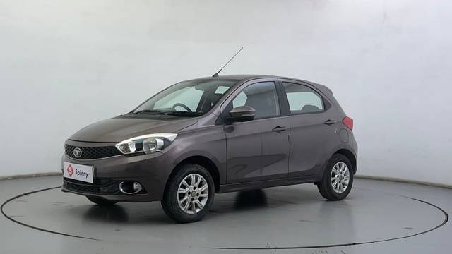 https://images10.gaadi.com/usedcar_image/4592062/original/3890a3efff53defb2bfd081a168825ee.JPG?imwidth=6400