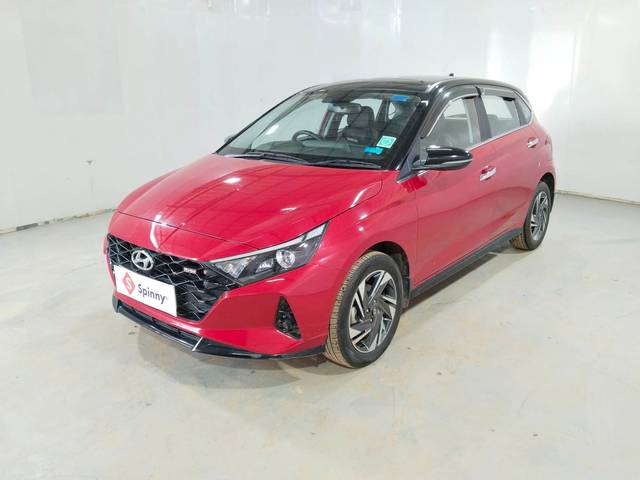 https://images10.gaadi.com/usedcar_image/4592181/original/92852fac8b00a48c2413152ca954c3fa.jpg?imwidth=6400