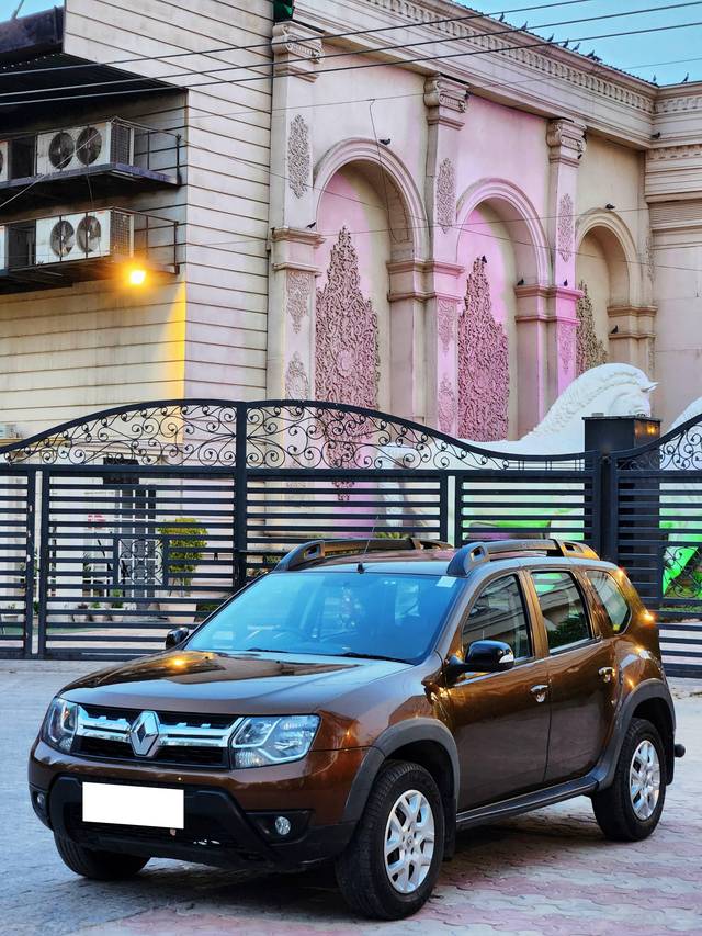 https://images10.gaadi.com/usedcar_image/4592207/original/processed_7e9d21c83cadd4108d62e29d7fc2f50d.jpg?imwidth=6401