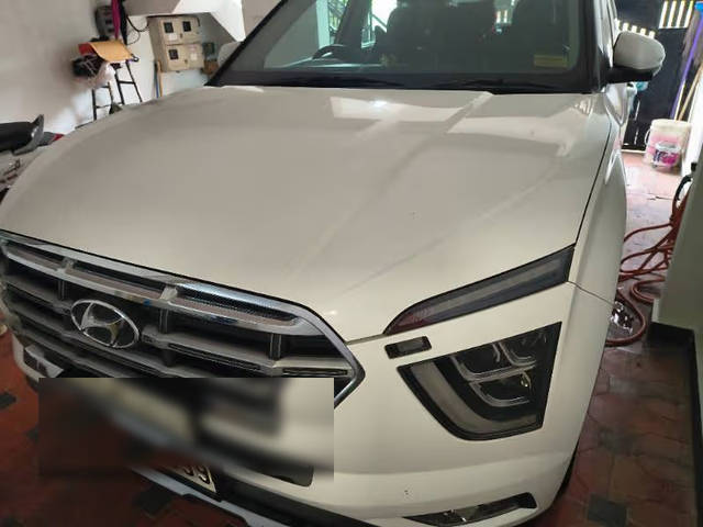 https://images10.gaadi.com/usedcar_image/4592212/original/cc2c9231-a5a6-4f2a-9069-64fa6f4a5749.png?imwidth=6401