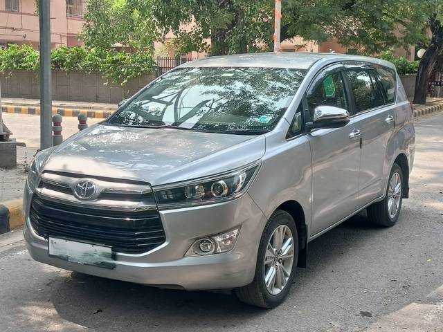 https://images10.gaadi.com/usedcar_image/4592216/original/processed_39467d6f1ce7d229123dcc8132aeb27d.jpg?imwidth=6402