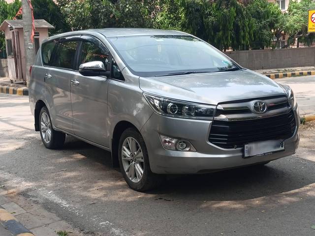 https://images10.gaadi.com/usedcar_image/4592216/original/processed_f4b5d14b47b6c7b86c68d69c3f19872b.jpg?imwidth=6400