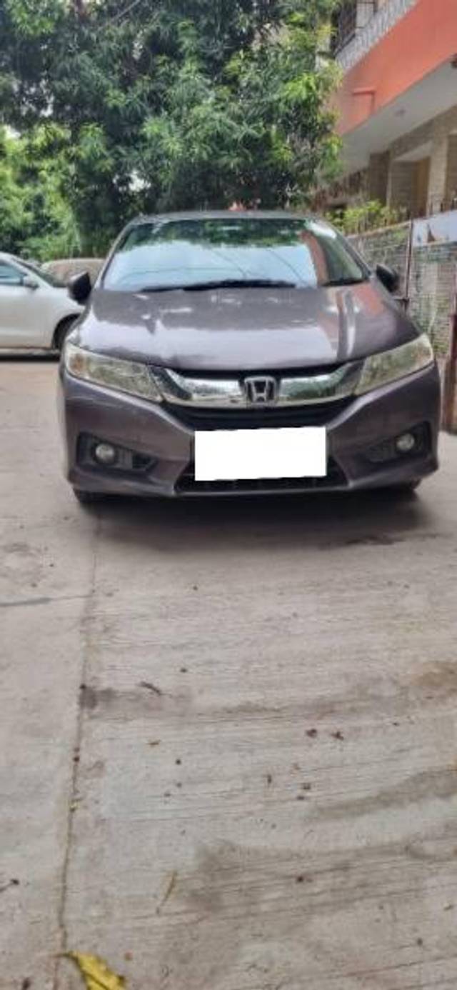 https://images10.gaadi.com/usedcar_image/4592276/original/processed_c8bc25a9-c4c8-4979-bd8b-4957e14516fd.jpg?imwidth=6400