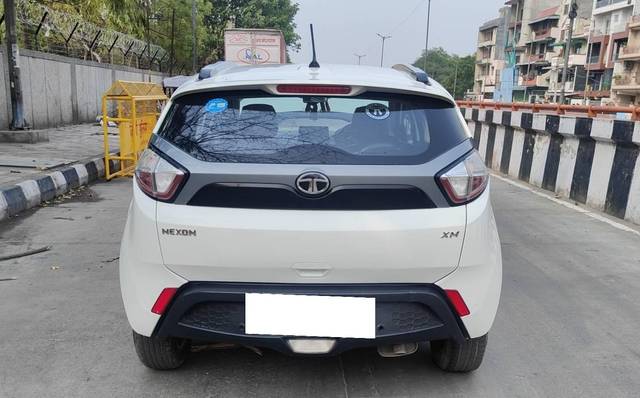 https://images10.gaadi.com/usedcar_image/4592360/original/processed_23d950864084389d9b7063a6f2acb0f2.jpg?imwidth=6402