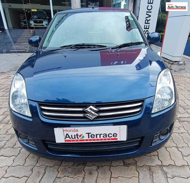 https://images10.gaadi.com/usedcar_image/4592362/original/f40ebc27e38830975eeb00d402fb0ff5.jpg?imwidth=6400