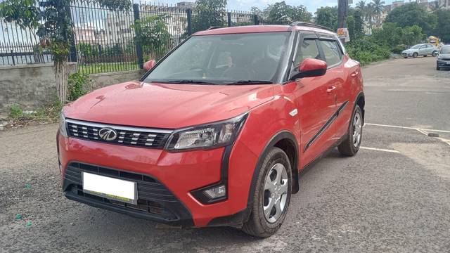 https://images10.gaadi.com/usedcar_image/4592379/original/processed_93f252e4e48af2f16b0d49de29ad9733.jpg?imwidth=6402