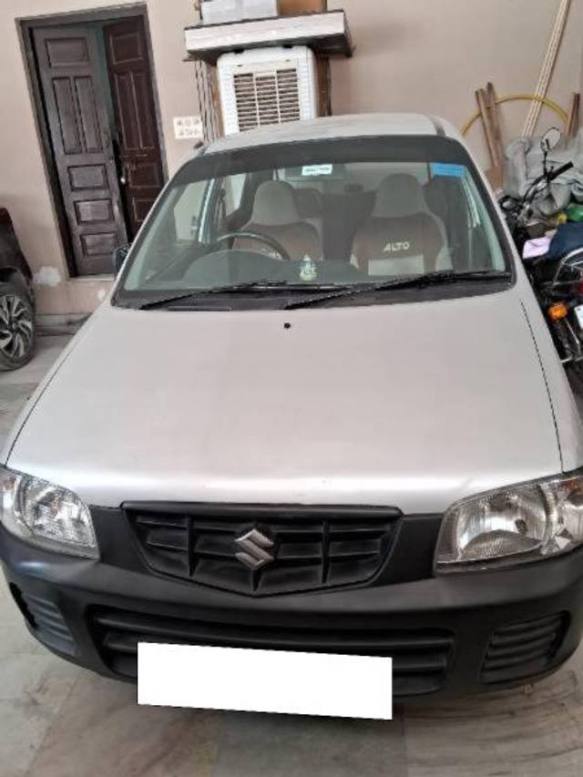 https://images10.gaadi.com/usedcar_image/4592381/original/processed_512624fe-053f-4a16-bb65-031897d579bf.jpg?imwidth=6401