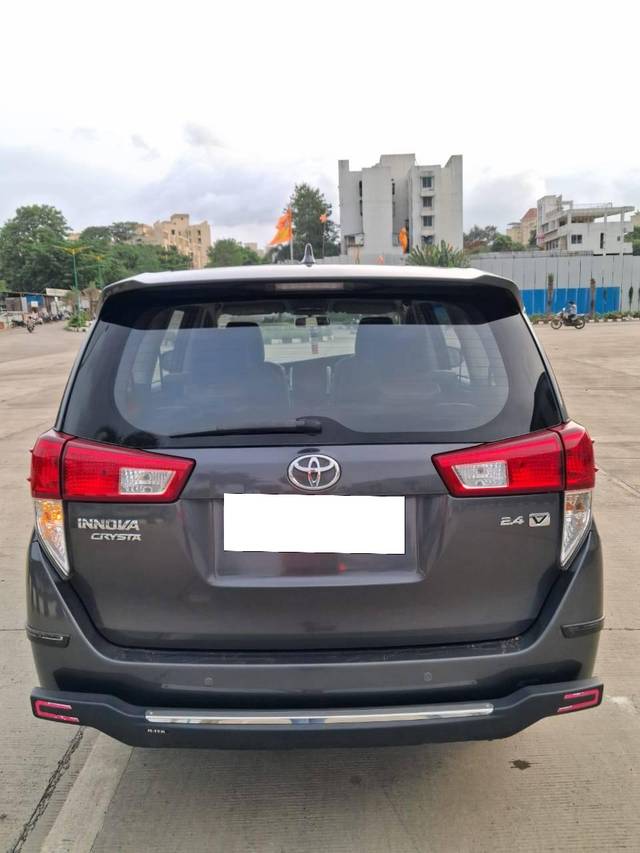 https://images10.gaadi.com/usedcar_image/4592384/original/processed_5b49076db96b27b307789355dc6bacc1.jpg?imwidth=6402