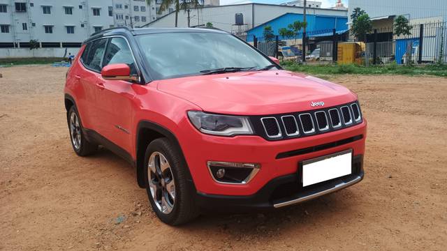 https://images10.gaadi.com/usedcar_image/4592386/original/processed_3125de76fb942c4abff41e2b6e5ada70.jpg?imwidth=6400