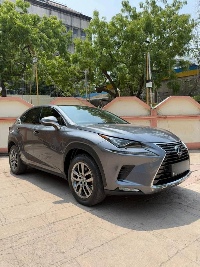 https://images10.gaadi.com/usedcar_image/4592389/original/d3576bfcb46b26d37140814b90951664.jpg?imwidth=6400