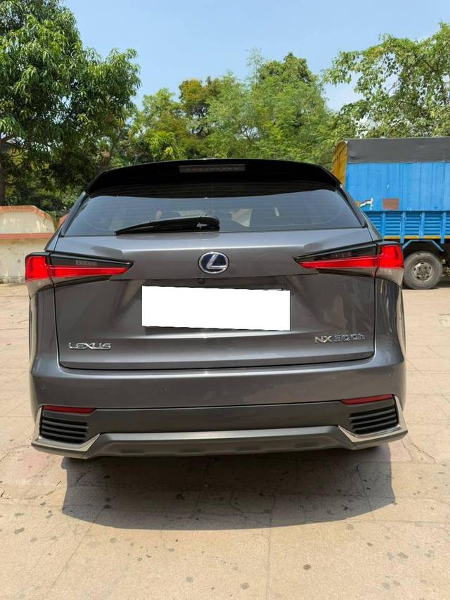 https://images10.gaadi.com/usedcar_image/4592389/original/processed_906339a5c8e1af690aebf86f165c1521.jpg?imwidth=6401