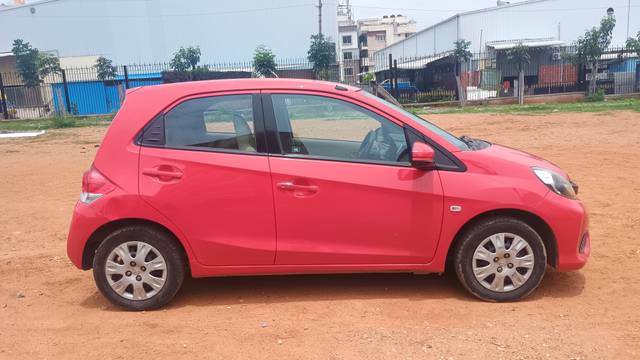 https://images10.gaadi.com/usedcar_image/4592390/original/69e88095a47185321ce43ac5eb5c42f8.jpg?imwidth=6401