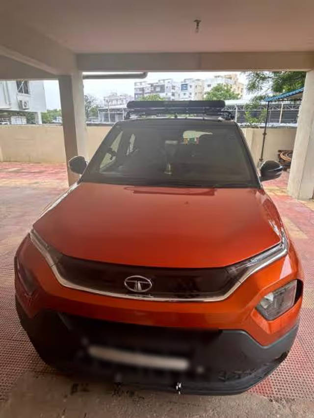 https://images10.gaadi.com/usedcar_image/4592395/original/6e089dee-f9a3-4e4a-bb67-c407ee48fc33.png?imwidth=6400