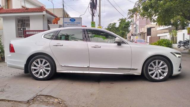https://images10.gaadi.com/usedcar_image/4592398/original/processed_f58520727221fd45ad27d02d3793af58.jpg?imwidth=6401