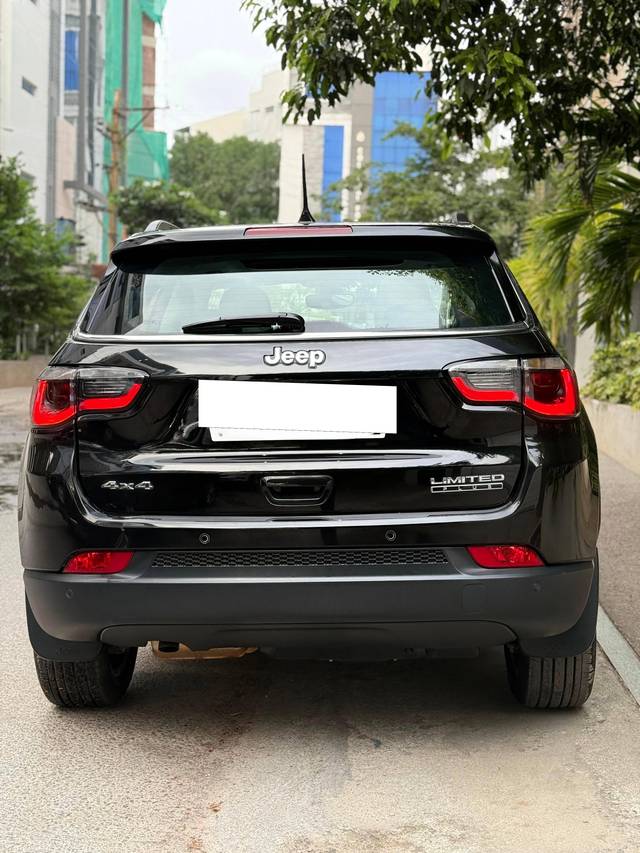 https://images10.gaadi.com/usedcar_image/4592417/original/processed_747b6c15-091d-4a03-8777-7be44278a824.jpg?imwidth=6401
