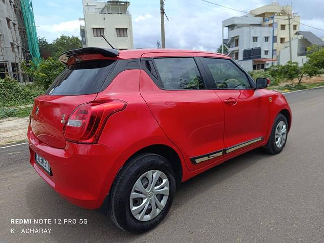 https://images10.gaadi.com/usedcar_image/4592443/original/processed_5b474af17ba2f5393488469a5a97c041.jpg?imwidth=6401