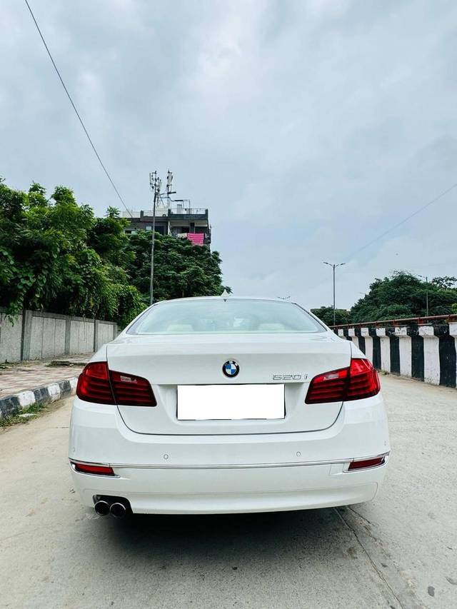 https://images10.gaadi.com/usedcar_image/4592497/original/processed_2a43eff6b73524a912800e8f427def11.jpeg?imwidth=6402