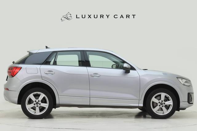 https://images10.gaadi.com/usedcar_image/4592511/original/processed_8f8631c7d449a5748bf048b8f2a7bc14.jpg?imwidth=6401