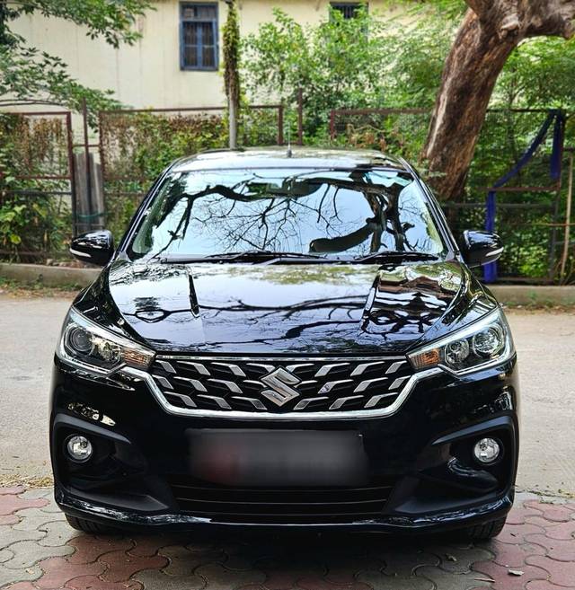 https://images10.gaadi.com/usedcar_image/4592534/original/processed_f6669c77-835d-40c9-90b2-4597a15149d3.jpg?imwidth=6400