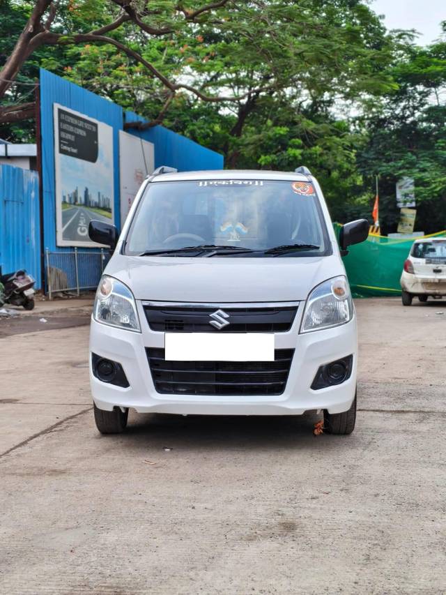 https://images10.gaadi.com/usedcar_image/4592540/original/processed_7765ce808571fd36855ce69036044699.jpg?imwidth=6400