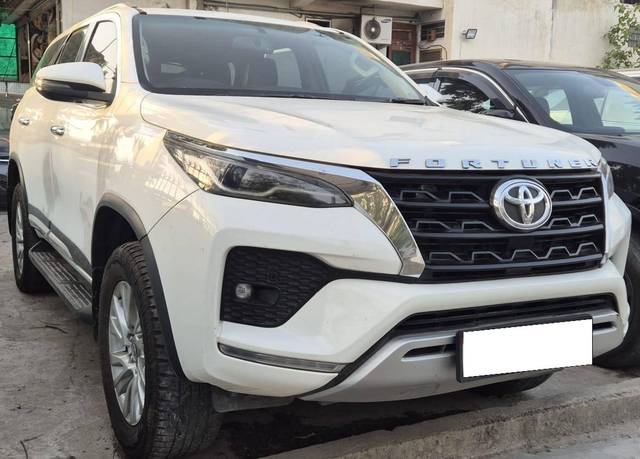 https://images10.gaadi.com/usedcar_image/4592575/original/processed_94a155f9e68bfb0a2930425892afcf41.jpg?imwidth=6400