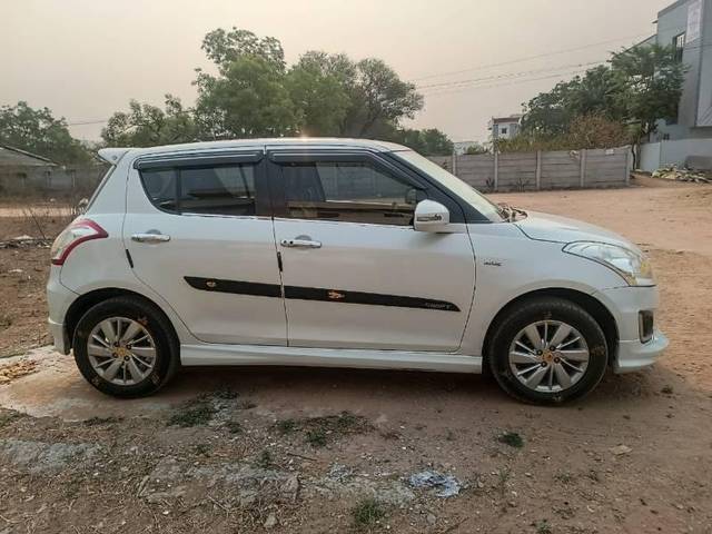https://images10.gaadi.com/usedcar_image/4592576/original/processed_8cdf0c80-8097-4518-b4da-4ba939727406.jpeg?imwidth=6401