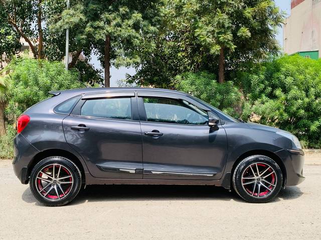 https://images10.gaadi.com/usedcar_image/4592579/original/d37cb5369be2bd96022d355f145ee5e3.jpg?imwidth=6401