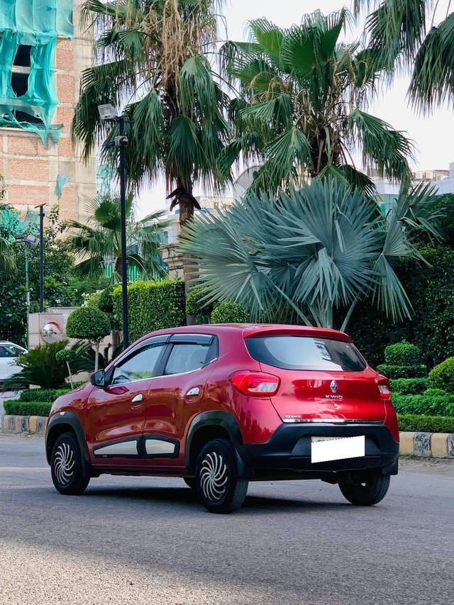 https://images10.gaadi.com/usedcar_image/4592581/original/processed_a8014d725746a0aa8cfa1031e445d0f2.jpg?imwidth=6402