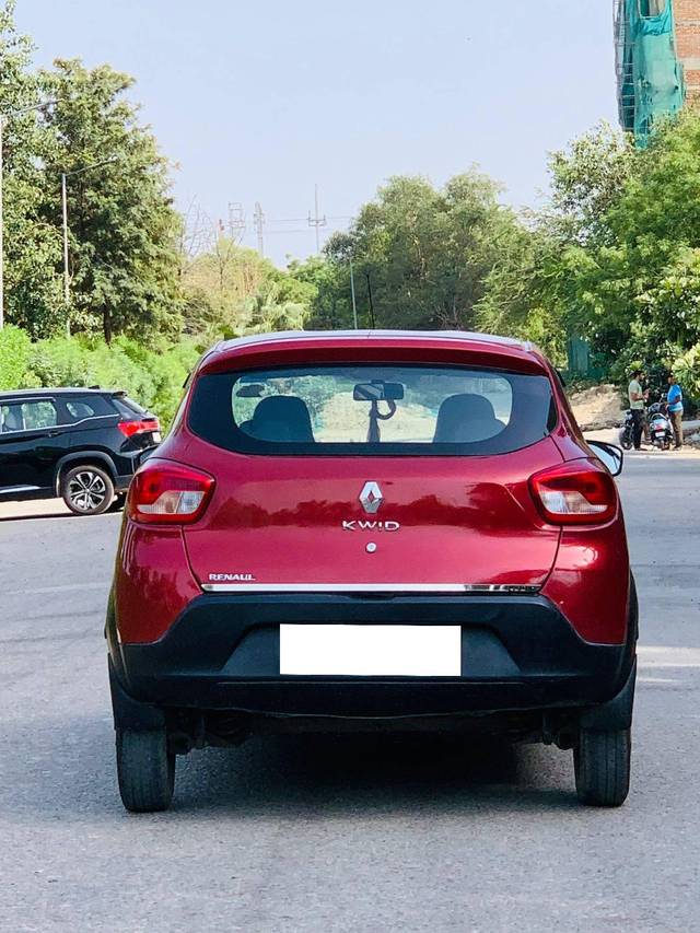 https://images10.gaadi.com/usedcar_image/4592581/original/processed_f6ca642733c73377971d7df232e1dd0e.jpg?imwidth=6401