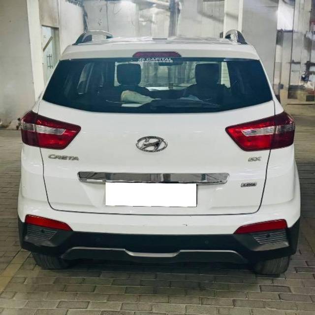 https://images10.gaadi.com/usedcar_image/4592653/original/processed_a6483a33-4558-4ec1-97ae-9dffb4289852.jpeg?imwidth=6401