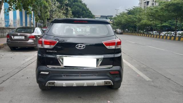 https://images10.gaadi.com/usedcar_image/4592664/original/processed_bd6f4d50dad21268fda713ca975f5593.jpg?imwidth=6401