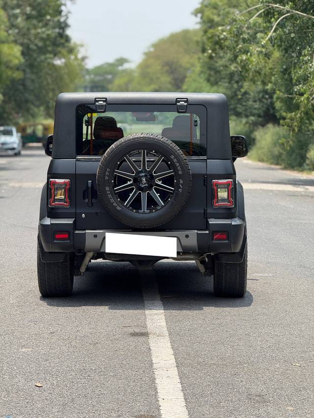 https://images10.gaadi.com/usedcar_image/4592672/original/processed_745f045e57d1320b635ca5b37d7b2a4a.jpg?imwidth=6402