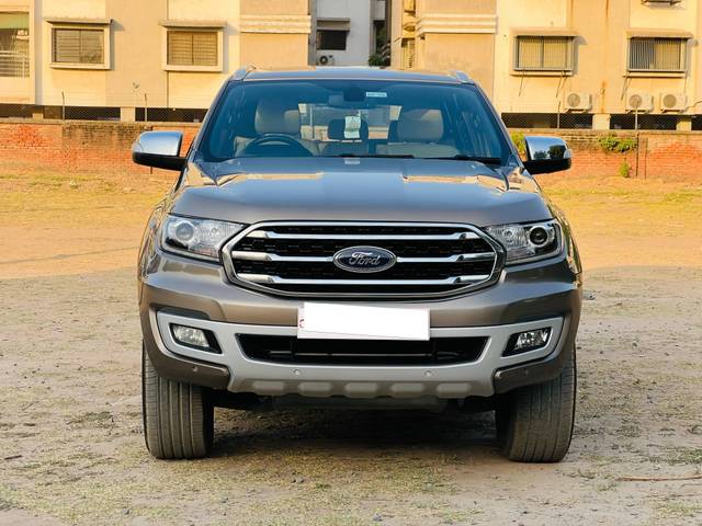 https://images10.gaadi.com/usedcar_image/4592673/original/processed_acb125c93706b4b6e6da91d1cebf550d.jpg?imwidth=6400