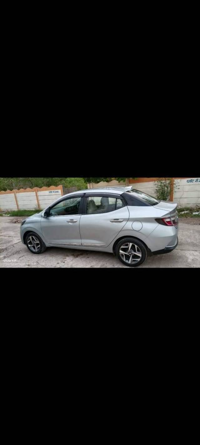 https://images10.gaadi.com/usedcar_image/4592675/original/processed_9e501178e87512e82e74805218257f25.jpeg?imwidth=6401