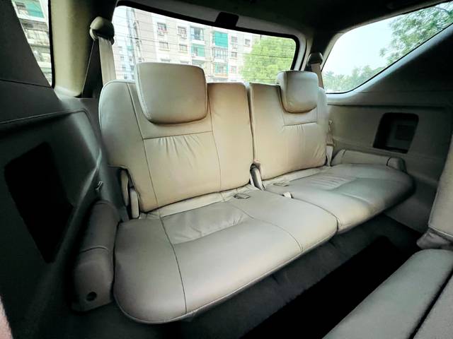 https://images10.gaadi.com/usedcar_image/4592677/original/7edd9582fa49cf4d7b2b91085c366711.jpg?imwidth=6402